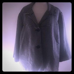 Black & white JM Collection woman jacket
